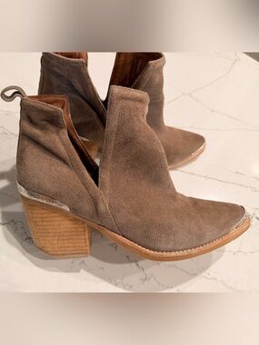 Jeffrey Campbell Cromwell Western Cut Out Taupe Suede Leather Boots Sz 10